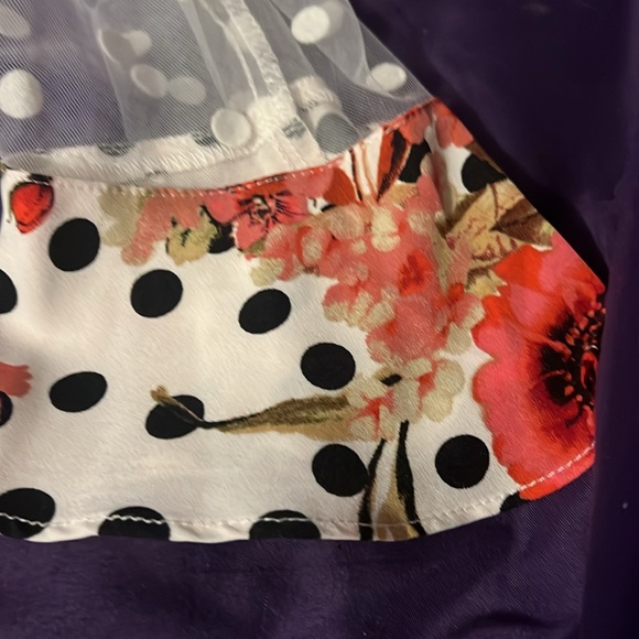 NWOT Cold Shoulder Sheer Sleeved Polka Dot Floral Top - Picture 3 of 11